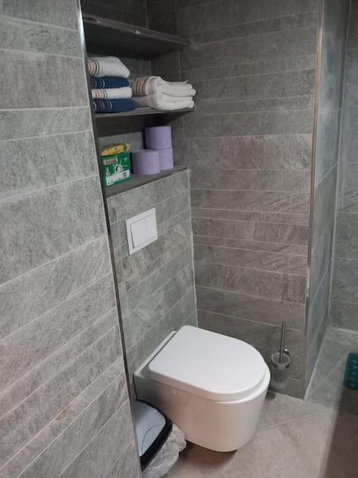 Stilvolle Wohnung Mit Terrasse/Garten Wiedeń Zewnętrze zdjęcie